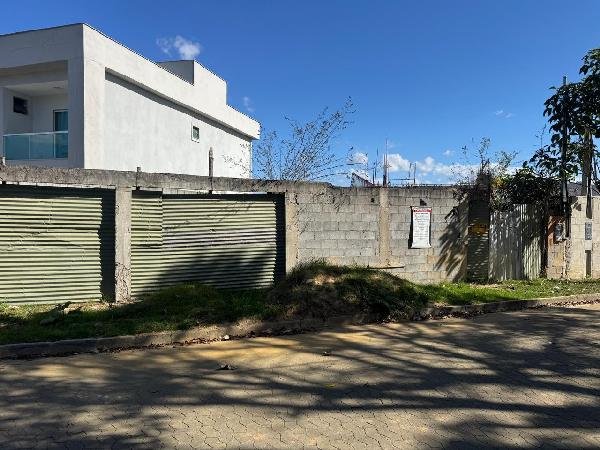 Terreno, 0.00 de área total, 0.00 de área privativa, 367.30 de área do terreno. em Cariacica/ES