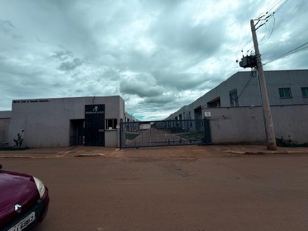 Apartamento, 105.04 de área total, 53.54 de área privativa, 0.00 de área do terreno,  2 qt em Cidade Ocidental/GO - foto 1