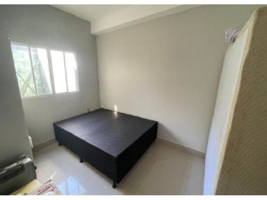 Casa à venda em leilão - QS 06, s/n - Conjunto 05, Lote 27 - Riacho Fundo II - Brasília / em Brasília/DF - foto 6