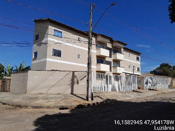 Apartamento, 84.04 de área total, 66.16 de área privativa, 0.00 de área do terreno,  2 qto em Luziânia/GO