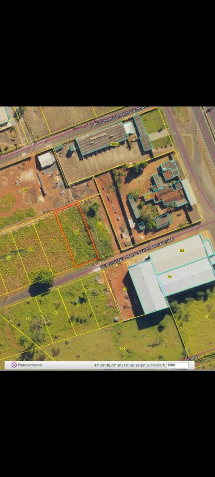 TERRENO DE 1.000 m² – RUA OITO, LOTE 11, QUADRA H – GLEBA DÉA MARIA – UBERABA/MG em Uberaba/MG