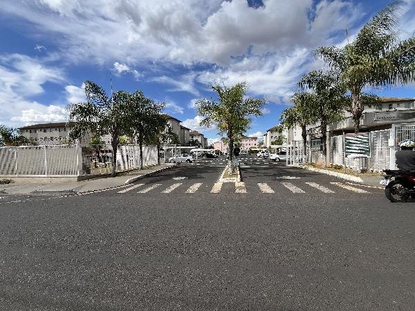 Apartamento, 64.44 de área total, 44.10 de área privativa, 0.00 de área do terreno,  2 qto em Uberlândia/MG