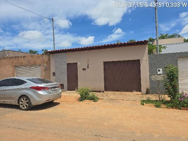Casa, 52.13 de área total, 52.13 de área privativa, 150.00 de área do terreno,  2 qto(s), em Montes Claros/MG