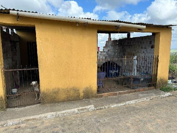 Casa, 0.00 de área total, 50.36 de área privativa, 111.60 de área do terreno,  2 qto(s), a em Chã de Alegria/PE