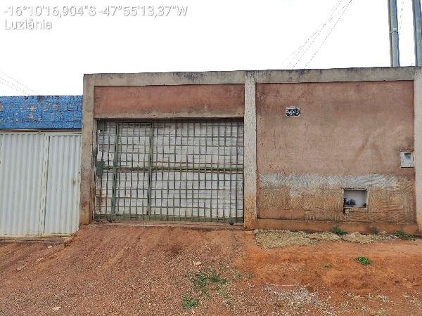 Casa, 0.00 de área total, 64.57 de área privativa, 360.00 de área do terreno,  2 qto(s), a em Luziânia/GO