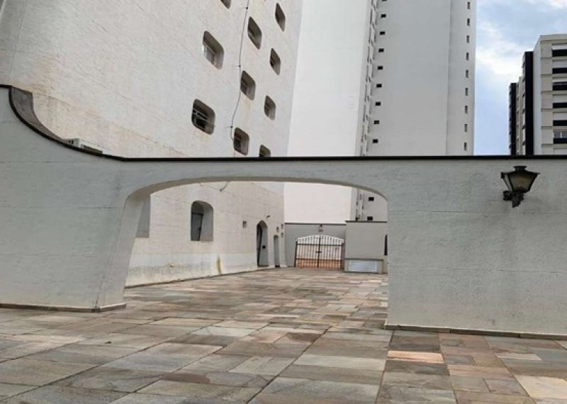 APARTAMENTO de Alto Padrão - Edifício Ouro Preto na cid.. em Ribeirão Preto/SP - foto 11