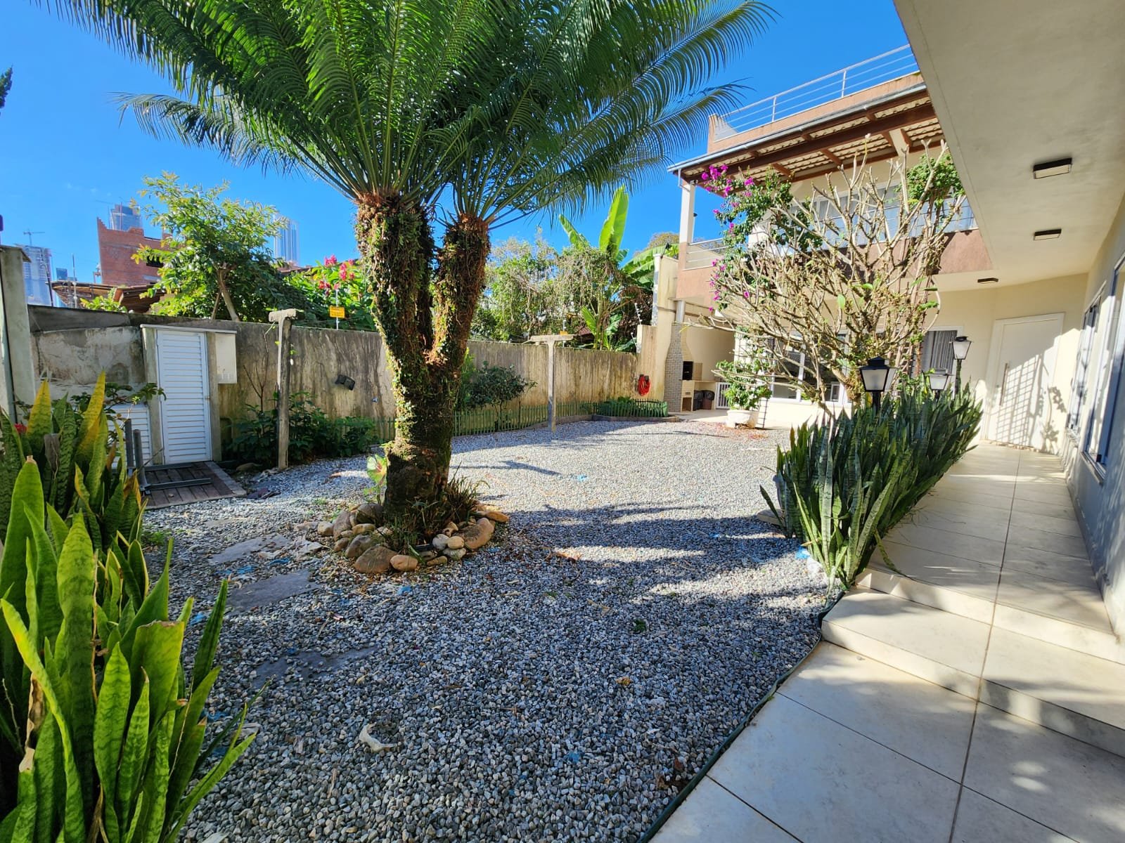 UM IMOVEL URBANO RESIDENCIAL AREA CONTRUIDA 400,38 m² NO BAIRRO VILA REAL BALNEÁRIO CAMBOR em Balneário Camboriú/SC - foto 5