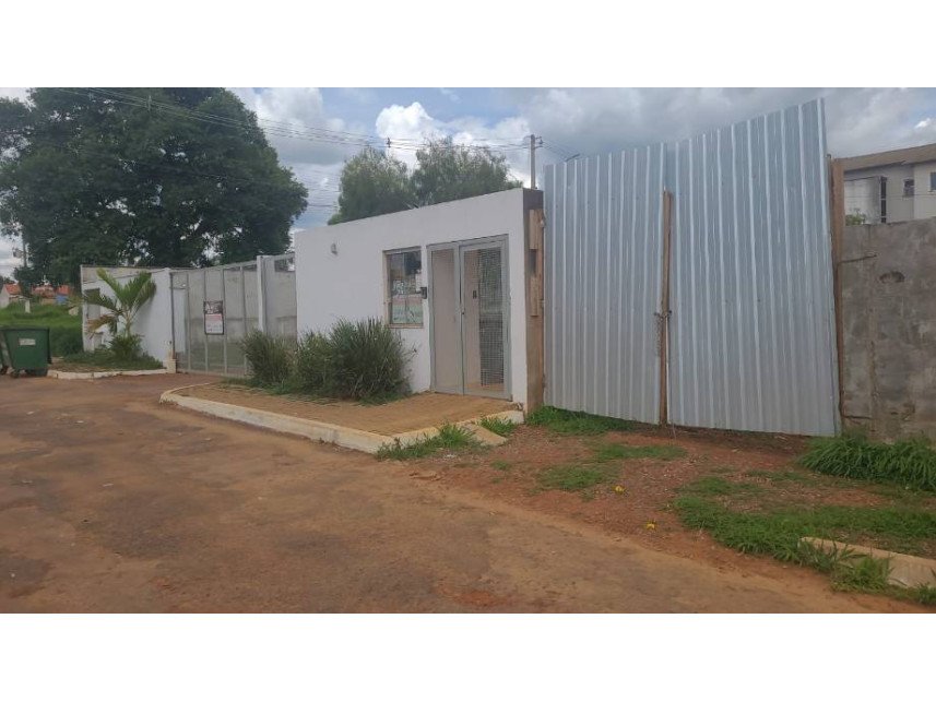 Apartamento à venda em leilão - Rua Tarek, s/n - Ap 303 - Bloco D - Cidade Osfaya - Luziân em Luziânia/GO - foto 2