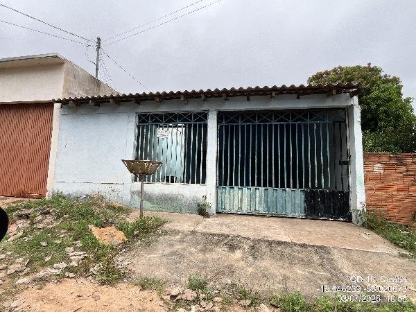 Casa, 83.52 de área total, 83.52 de área privativa, 225.00 de área do terreno,  2 qto(s), em Cuiabá/MT