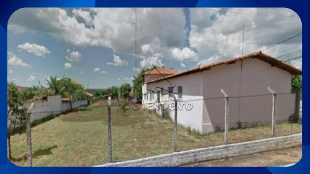 PRÉDIO COMERCIAL - 02 pavimentos e uma torre de transmissão, Rua Níquel, 457, Morro do Cla em Sete Lagoas/MG