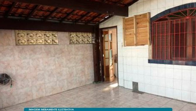 Direitos sobre Casa em Terreno de 137 m² (próx. à Praia) - Nova Mirim - Praia Grande - SP em Praia Grande/SP - foto 4