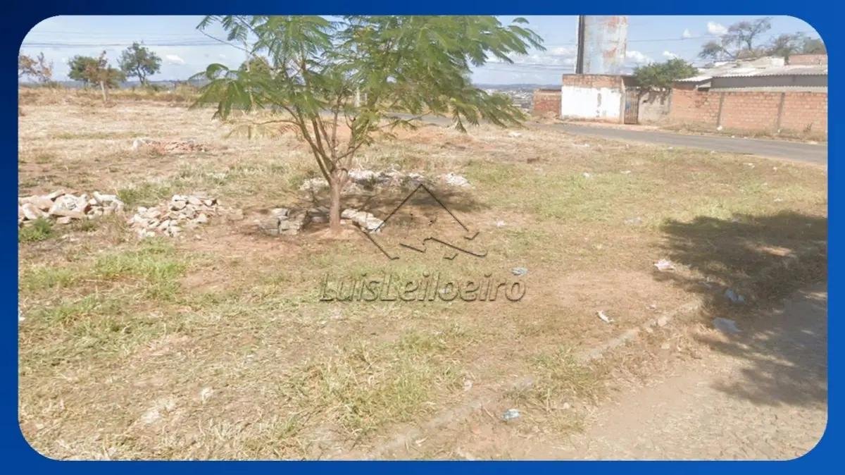 LOTE - Rua Geraldino Drumond Figueiredo, 140, Brejão, Sete Lagoas/MG, Área de 25.626,35m² em Sete Lagoas/MG
