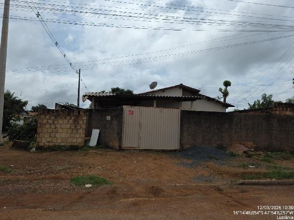 Casa, 50.43 de área total, 357.00 de área privativa, 357.00 de área do terreno,  2 qto(s), em Luziânia/GO - foto 1