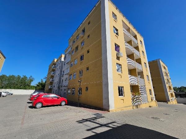 Apartamento, 0.00 de área total, 56.70 de área privativa, 0.00 de área do terreno,  2 qto( em São Gonçalo/RJ
