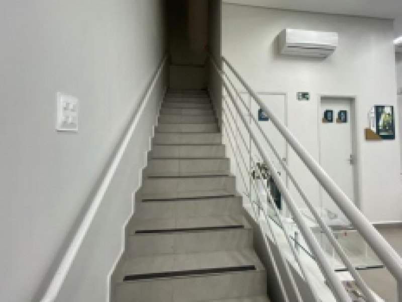 Prédio, Comercial, Centro em Pratápolis/MG - foto 12