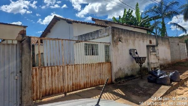 Casa, 81.65 de área total, 50.65 de área privativa, 360.00 de área do terreno,  2 qto(s), em Luziânia/GO