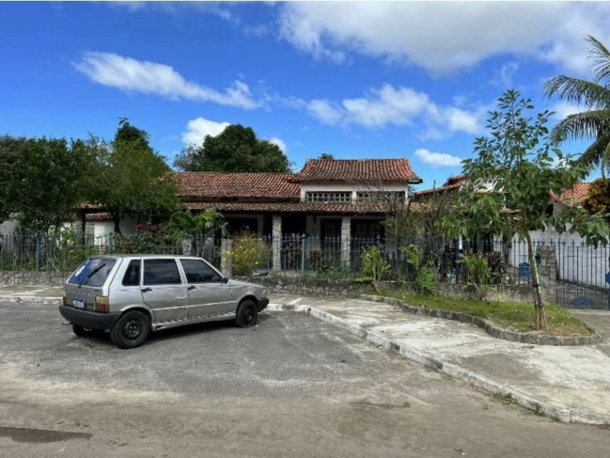 Casa à venda em leilão - Rua Francisco Martini, 26 - Lote 26-A - Flamengo - Maricá / RJ em Maricá/RJ