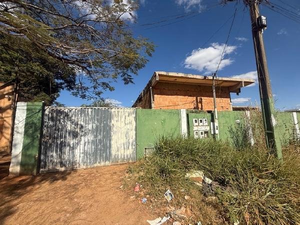 Casa, 60.83 de área total, 60.83 de área privativa, 87.79 de área do terreno,  2 qto(s), a em Luziânia/GO