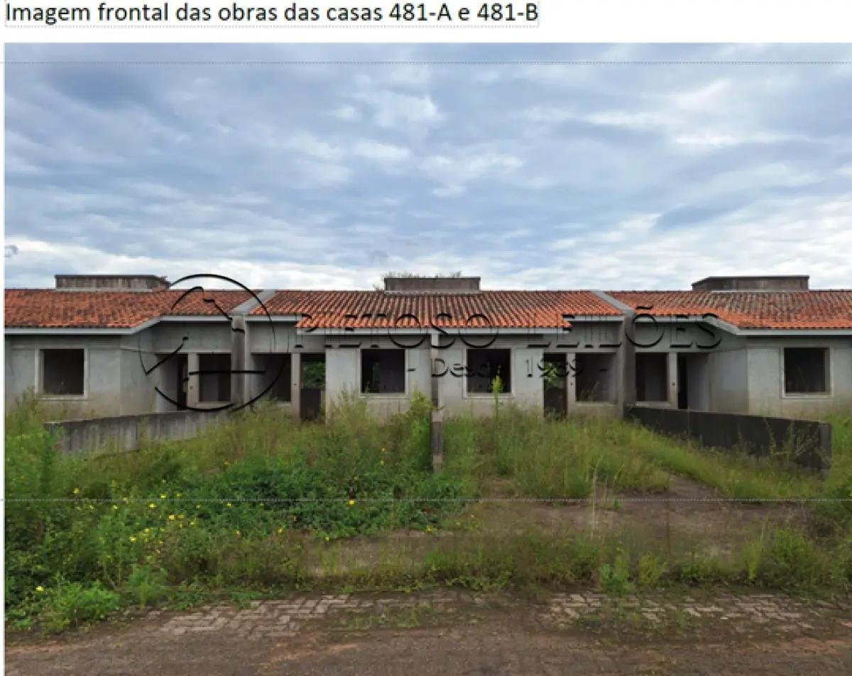 ESTEIO/RS - CASA DE ALVENARIA EM CONSTRUÇÃO - Nº 481-A - RUA VITOR MATEUS TEIXEIRA - VILA em Esteio/RS