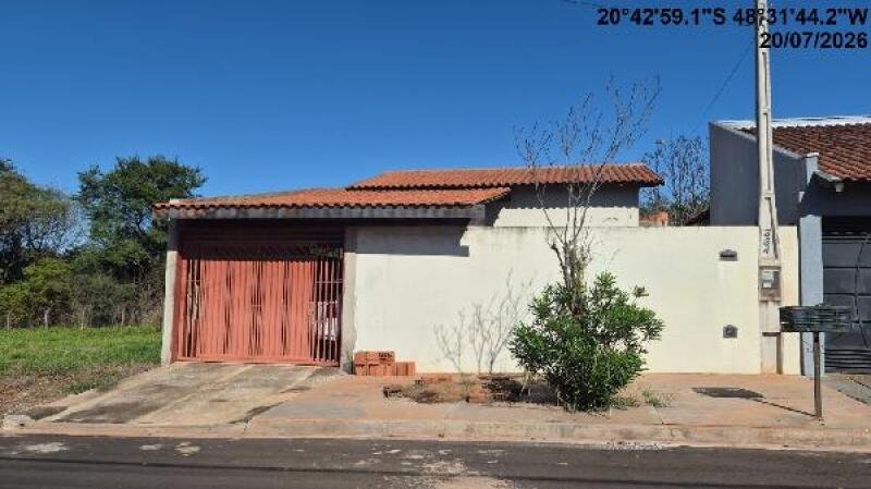Casa em Colina/SP - foto 1