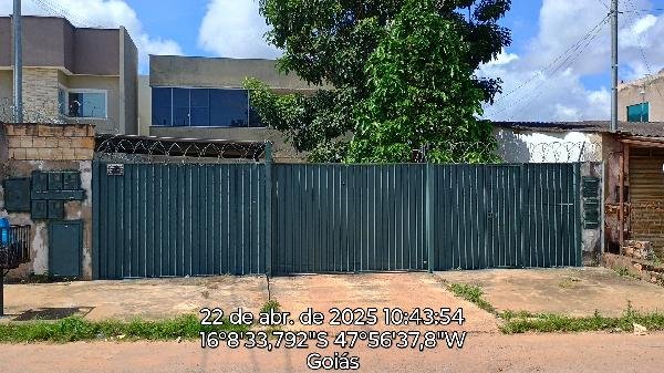 Apartamento, 77.47 de área total, 70.00 de área privativa, 0.00 de área do terreno,  2 qto em Luziânia/GO