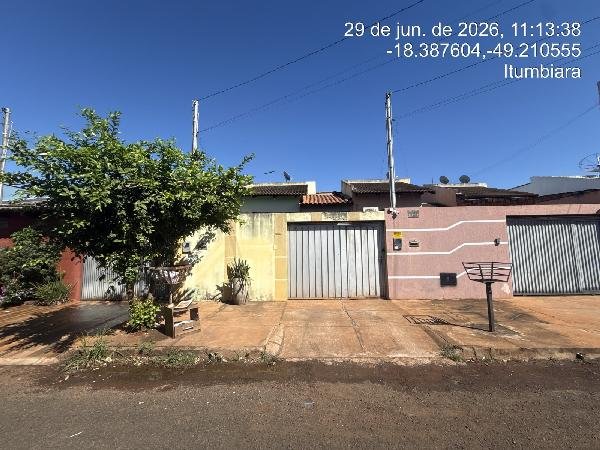 Casa, 66.91 de área total, 66.91 de área privativa, 180.00 de área do terreno,  2 qto(s), em Itumbiara/GO