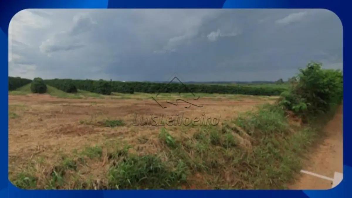 GLEBA DE TERRAS - Área de 2,5 hectares (25.000m²), situada na Fazenda Matinha, Varões e Ar em Monte Carmelo/MG