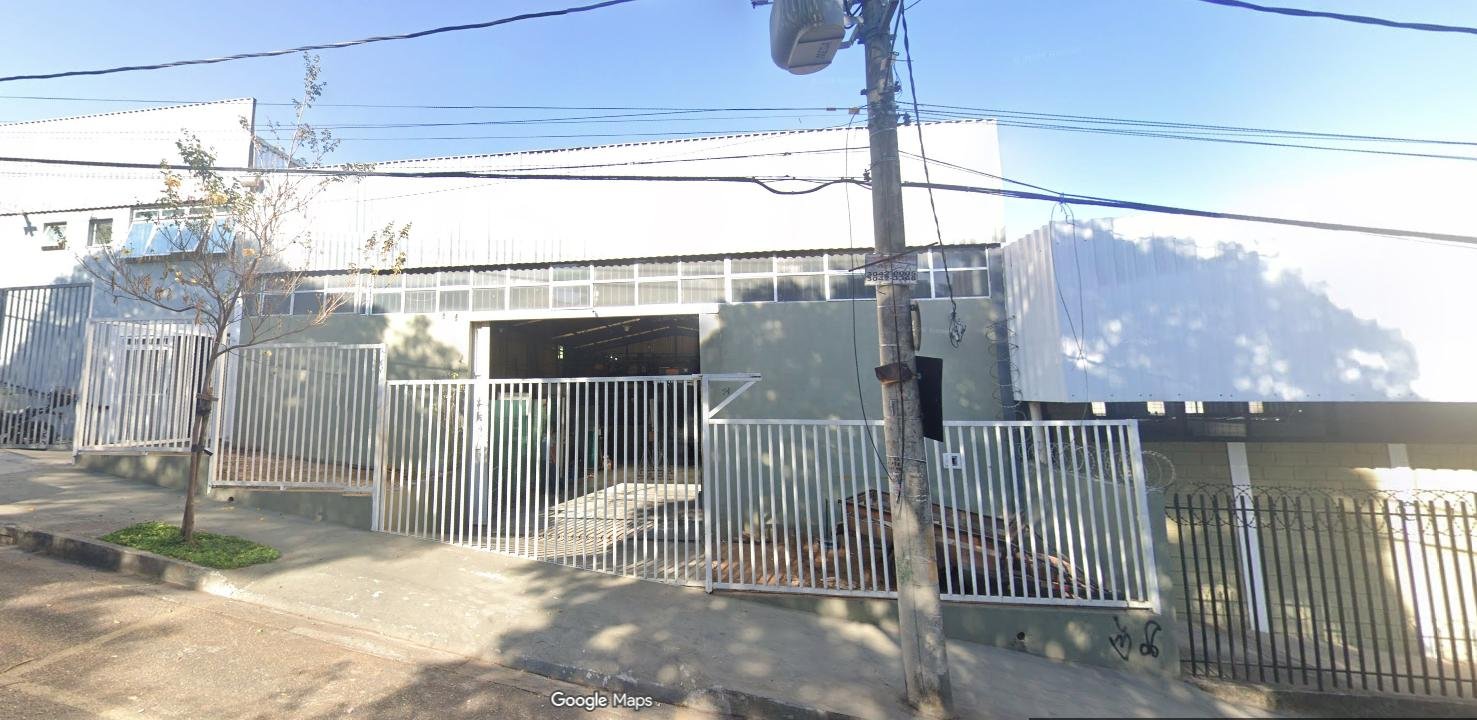 Galpão c/ 483,75m² aprox. em terreno de aprox. 525m² |B. Califórnia, Belo Horizonte/MG em Belo Horizonte/MG