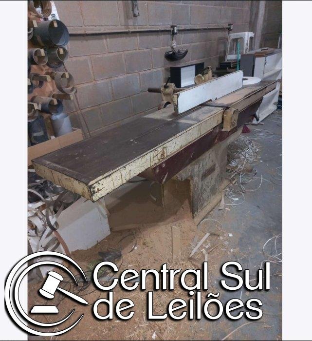 Máquina plaina desempenadeira, marca OMIL em Tubarão/SC - foto 1