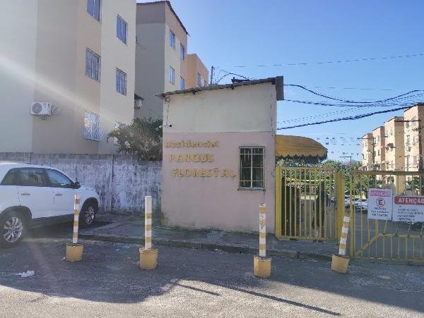 Apartamento, 75.30 de área total, 41.46 de área privativa, 0.00 de área do terreno,  2 qto em Camaçari/BA