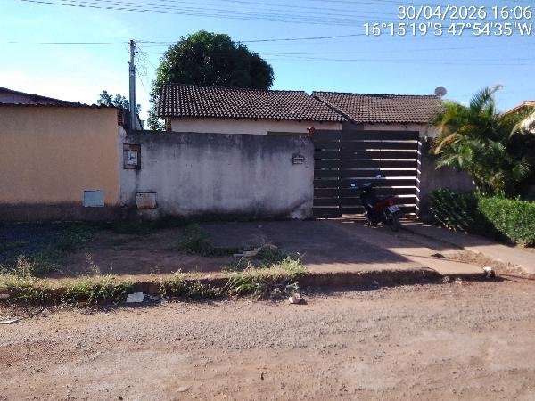 Casa, 64.83 de área total, 64.83 de área privativa, 225.00 de área do terreno,  2 qto(s), em Luziânia/GO