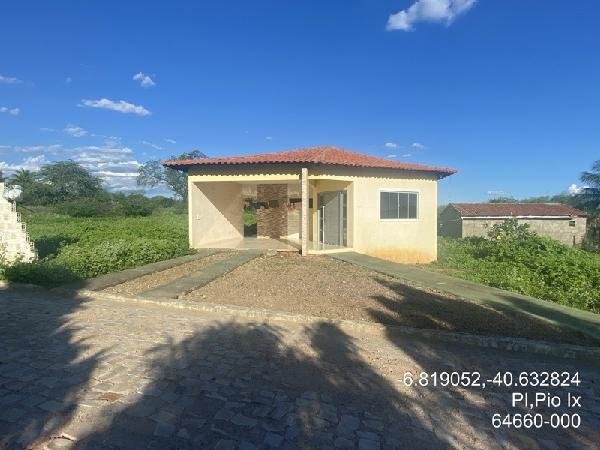 Casa, 125.99 de área total, 125.99 de área privativa, 450.00 de área do terreno,  3 qto(s) em Pio IX/PI