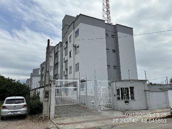 Apartamento, 75.02 de área total, 69.28 de área privativa, 0.00 de área do terreno,  2 qto em Tijucas/SC