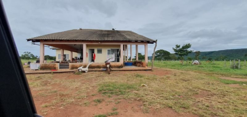 IMÓVEL RURAL COM ÁREA DE 1.899,2700HAS, "FAZENDA VALENT.. em Rosário Oeste/MT - foto 18