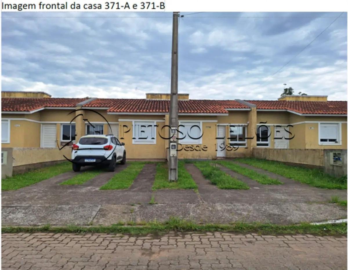 ESTEIO/RS - CASA DE ALVENARIA - Nº 371-A - RUA VITOR MATEUS TEIXEIRA - VILA TRÊS MARIAS em Esteio/RS
