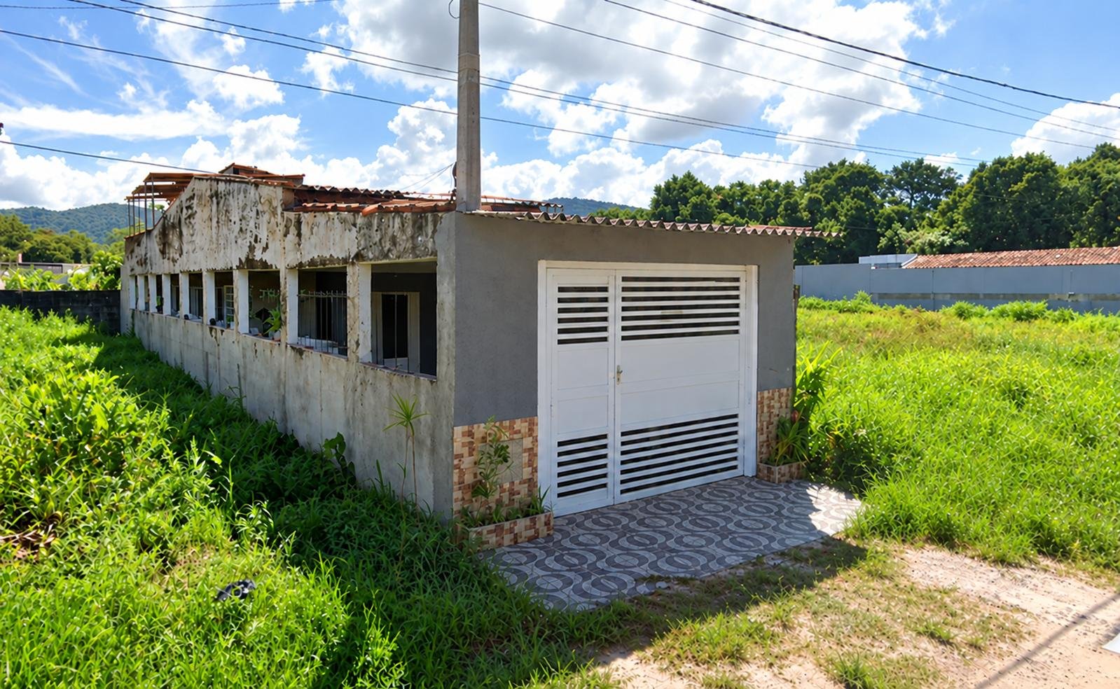 Casa em terreno de 125 m² e 2 vagas de garagem - Jardim Suarão, Itanhaém/SP em Itanhaém/SP