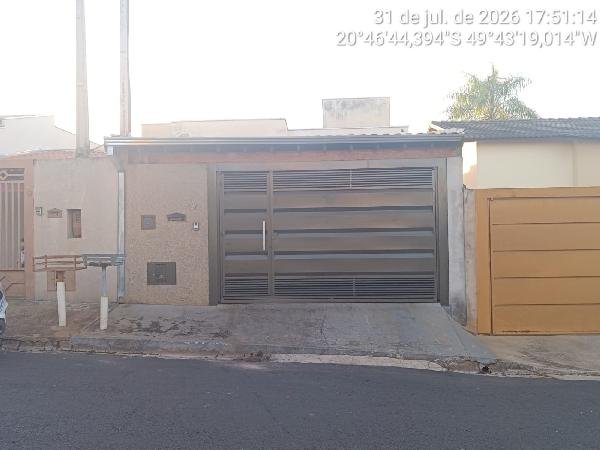 Casa, 45.00 de área total, 45.00 de área privativa, 150.00 de área do terreno,  1 qto(s), em Monte Aprazível/SP