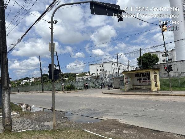 Apartamento, 87.31 de área total, 41.79 de área privativa, 0.00 de área do terreno,  2 qto em Jaboatão dos Guararapes/PE