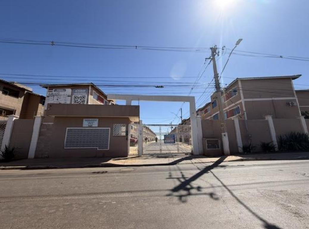 Apartamento - 44,77m² de área privativa, com vaga de garagem - LUZIANIA/GO em Luziânia/GO