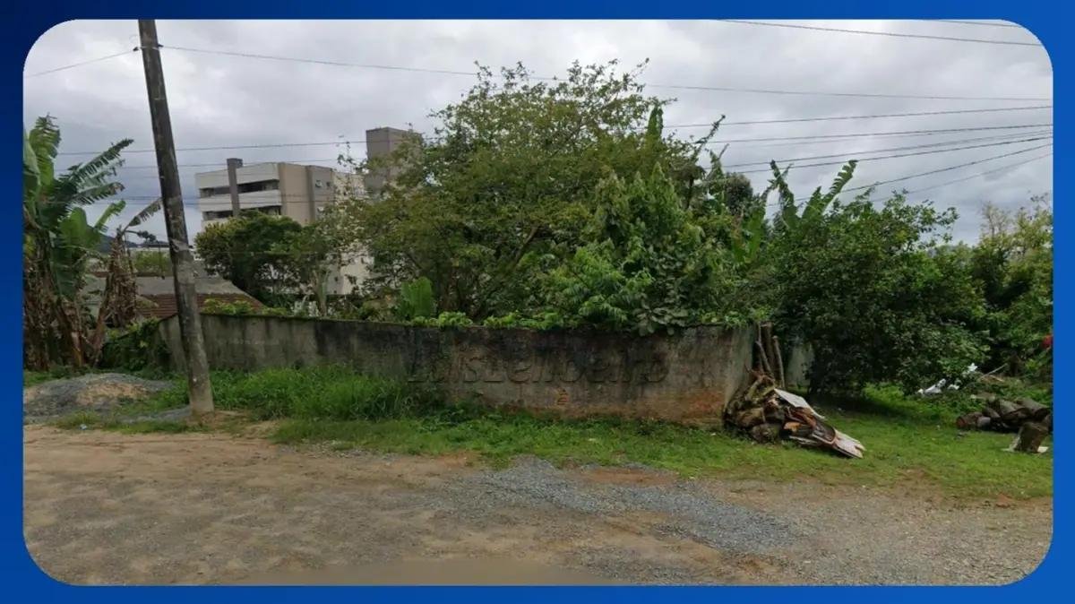 TERRENO - Rua Santo Agostinho, Guanabara, Joinville/SC, Área de 13.271,00m² em Joinville/SC