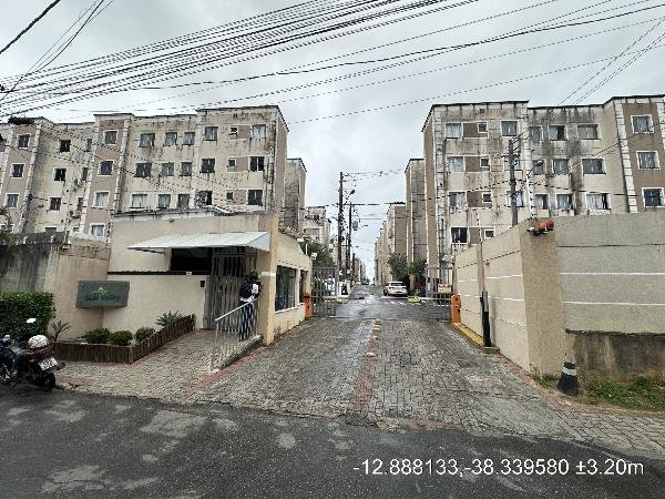 Apartamento, 60.58 de área total, 43.53 de área privativa, 0.00 de área do terreno,  2 qto em Lauro de Freitas/BA