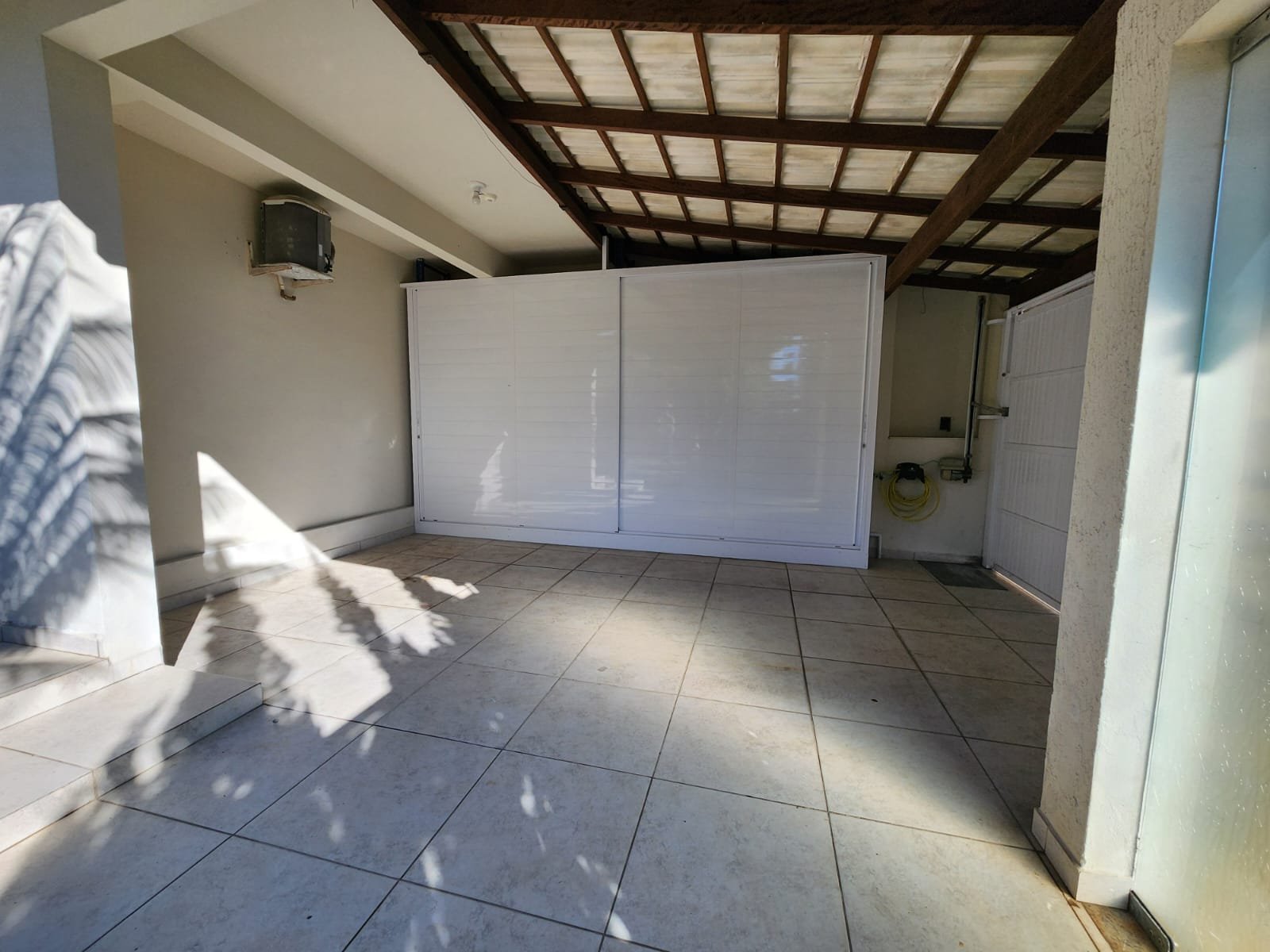 UM IMOVEL URBANO RESIDENCIAL AREA CONTRUIDA 400,38 m² NO BAIRRO VILA REAL BALNEÁRIO CAMBOR em Balneário Camboriú/SC - foto 30