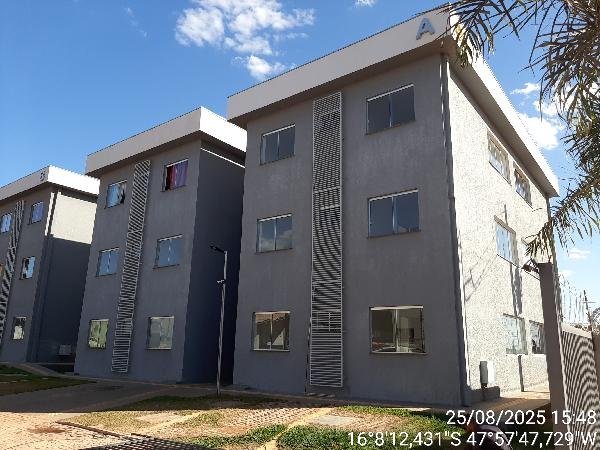 Apartamento, 90.63 de área total, 48.11 de área privativa, 0.00 de área do terreno,  2 qto em Luziânia/GO