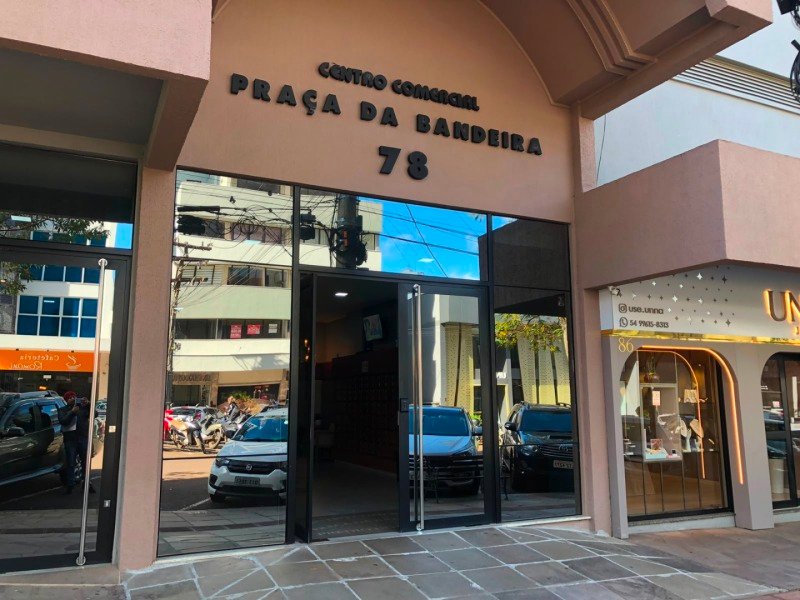 SALA Nº 506, no 5º Pavimento, do Prédio denominado Edif.. em Erechim/RS - foto 1