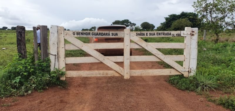 IMÓVEL RURAL COM ÁREA DE 1.899,2700HAS, "FAZENDA VALENT.. em Rosário Oeste/MT - foto 3