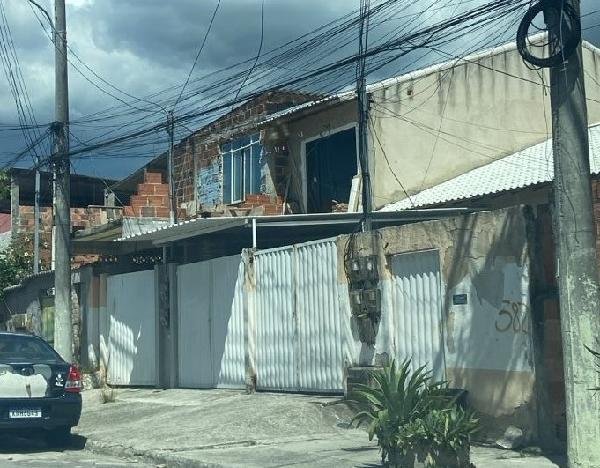 Casa, 0.00 de área total, 30.15 de área privativa, 35.10 de área do terreno,  1 qto(s), WC em São Gonçalo/RJ
