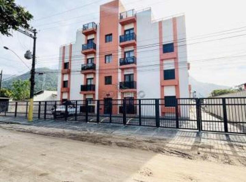 APARTAMENTO COM BOX BAIRRO CAVALHADA em Porto Alegre/RS