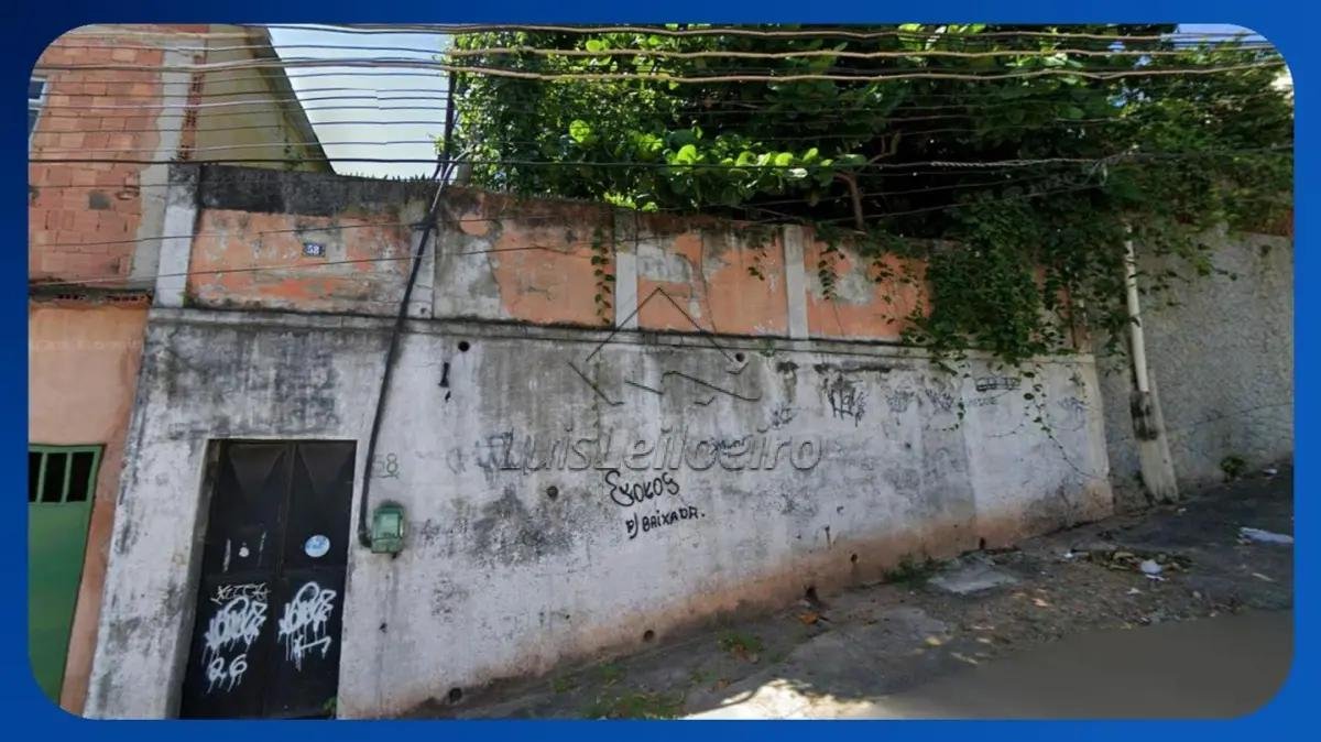 LOTE COM BENFEITORIAS - Galpão, Rua Sarandi, 58, Jacaré, Rio de Janeiro/RJ, Área de 500,00 em Rio de Janeiro/RJ