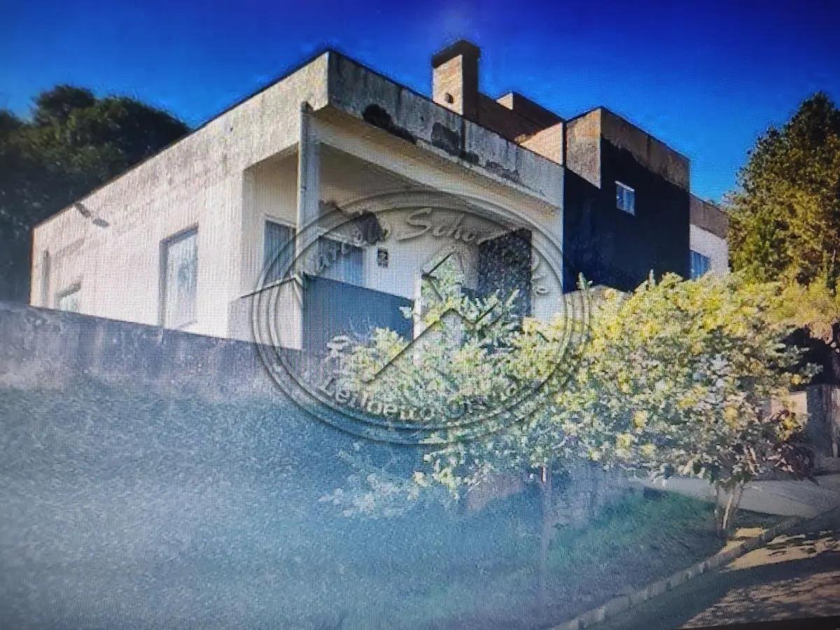 EXCELENTE CASA ALVENARIA COM 420,00M², LOCALIZANA NA RUA LUIS ORMAGHI, 1225, BAIRRO SÃO FR em Farroupilha/RS
