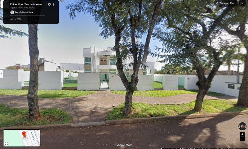 DIREITOS E AÇÕES DE UM LOTE URBANO, DE FORMATO RETANGUL.. em Tapera/RS